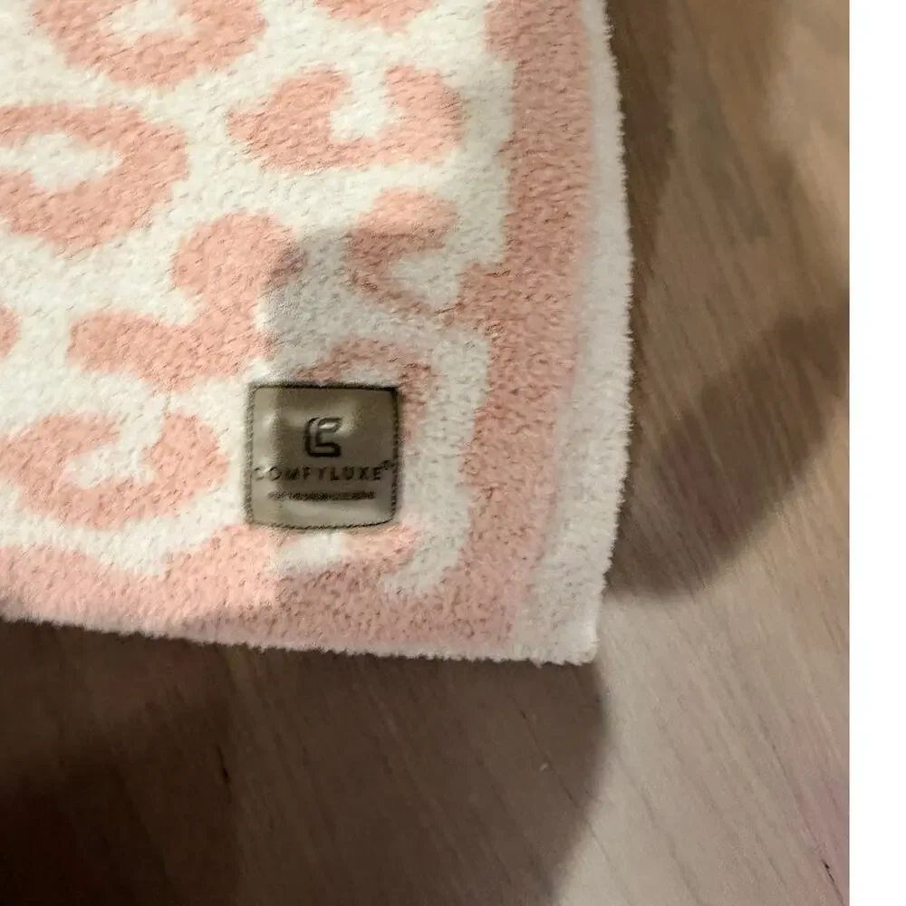 COMFYLUXE Leopard Pattern Luxury Soft Throw Blanket